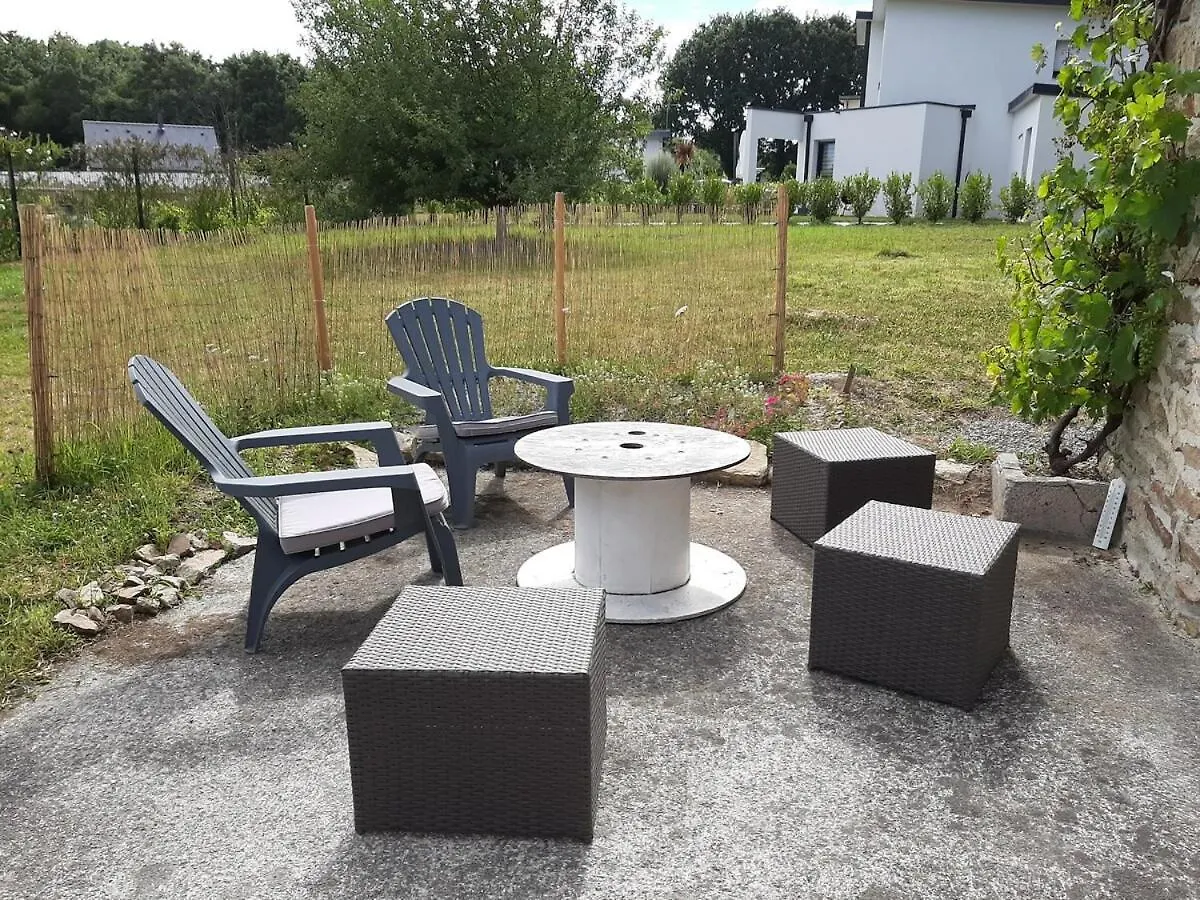 Penty Traditional In Peace And Quiet Fouesnant Holiday home