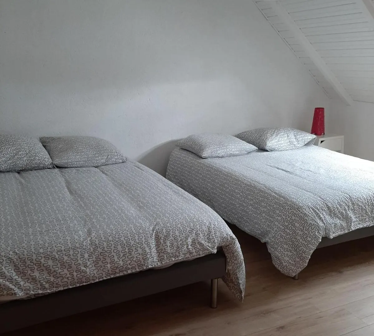 Penty Traditional In Peace And Quiet Fouesnant Holiday home