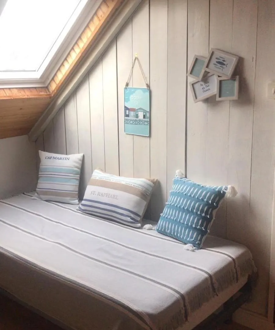 Penty Traditional In Peace And Quiet Fouesnant